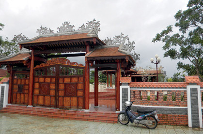 Khu nhà lưu niệm Đại tướng Lê Đức Anh tại quê hương ông (xã Lộc An - huyện Phú Lộc - tỉnh Thừa Thiên - Huế).