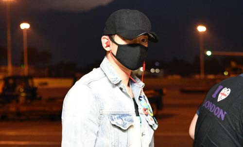 Bi Rain nhu Ninja den TPHCM tham gia chung ket HHVN 2016-Hinh-2