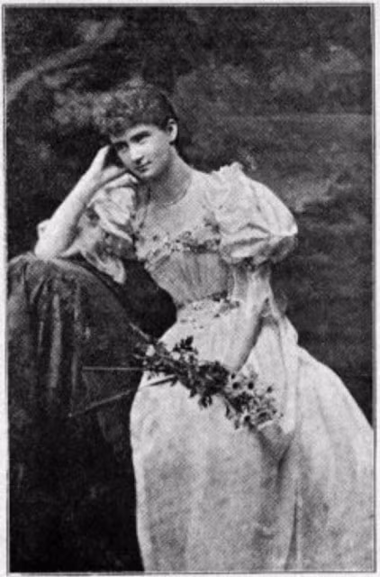 Trong suốt cuộc đời, Violet Gibson dành phần lớn thời gian ở nhiều nơi như: Dublin ở Ireland, London ở Anh, Paris ở Pháp.