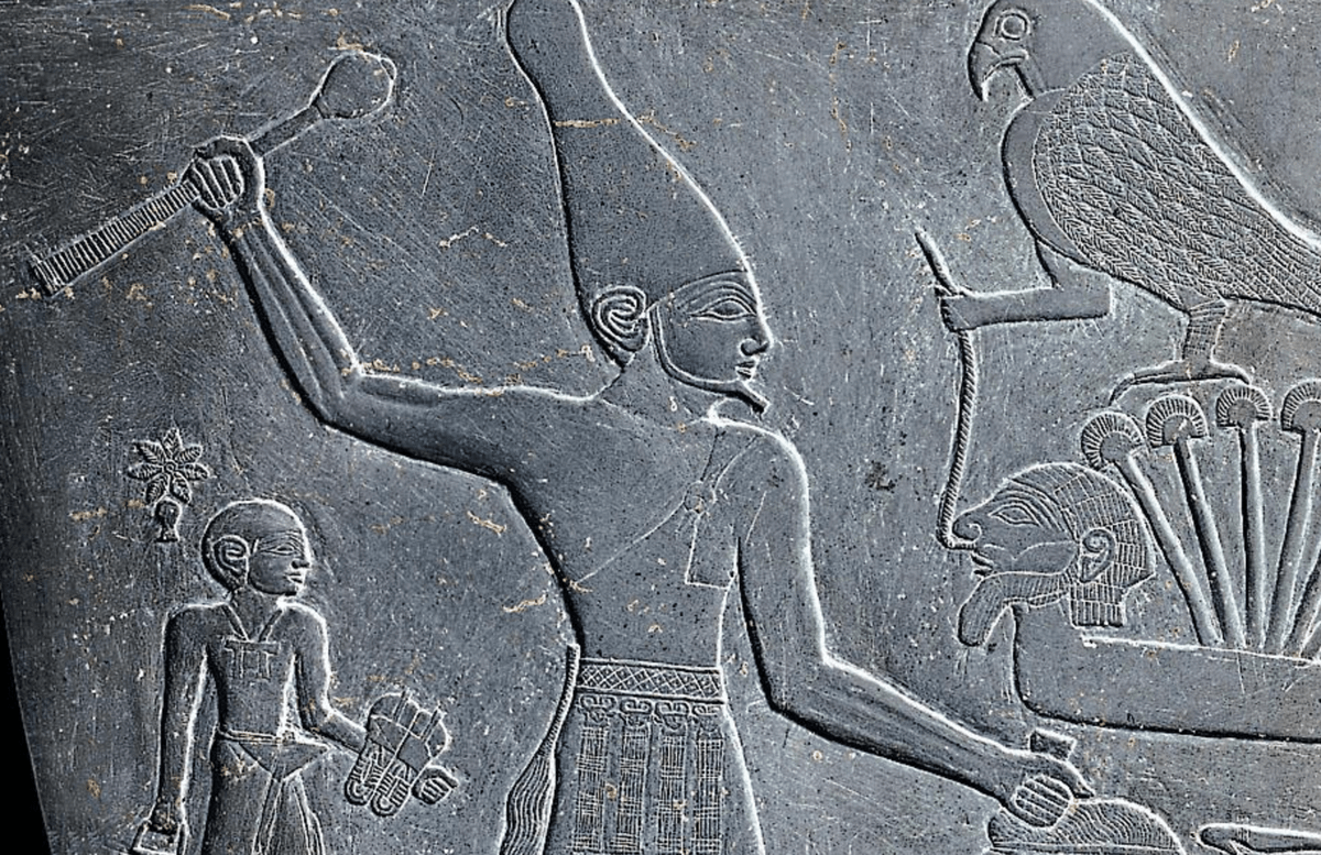 Các nhà khảo cổ tìm thấy mộ của Vua Bọ Cạp Scorpion I tại Abydos. Trong cổ mộ có một số hiện vật như bình gốm chứa rượu, hạt nho, da...