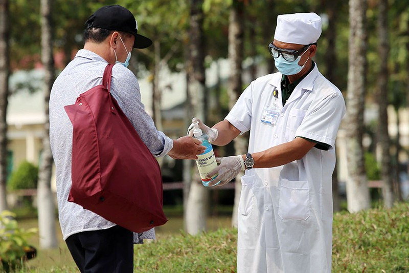 Trao nguoi cach ly: Coi chung phat tu ca doi!