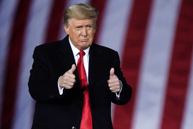 Với khối tài sản này, cựu Tổng thống Mỹ Donald Trump xếp thứ 339 trong danh sách 400 tỉ phú năm 2020.