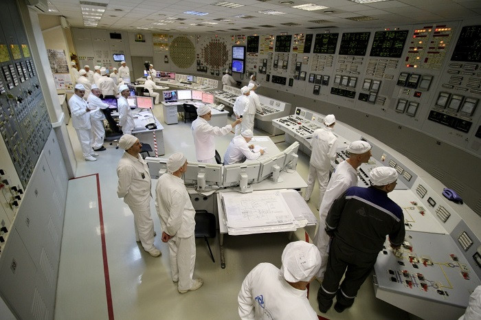 Trước thông tin này, chính phủ Nga tuyên bố không có sự cố nào được ghi nhận tại nhà máy điện hạt nhân Leningrad và nhà máy điện hạt nhân Kola ở phía tây nước này. Hai nhà máy này đều hoạt động bình thường. Nhờ vậy, công chúng không còn lo lắng, bất an.