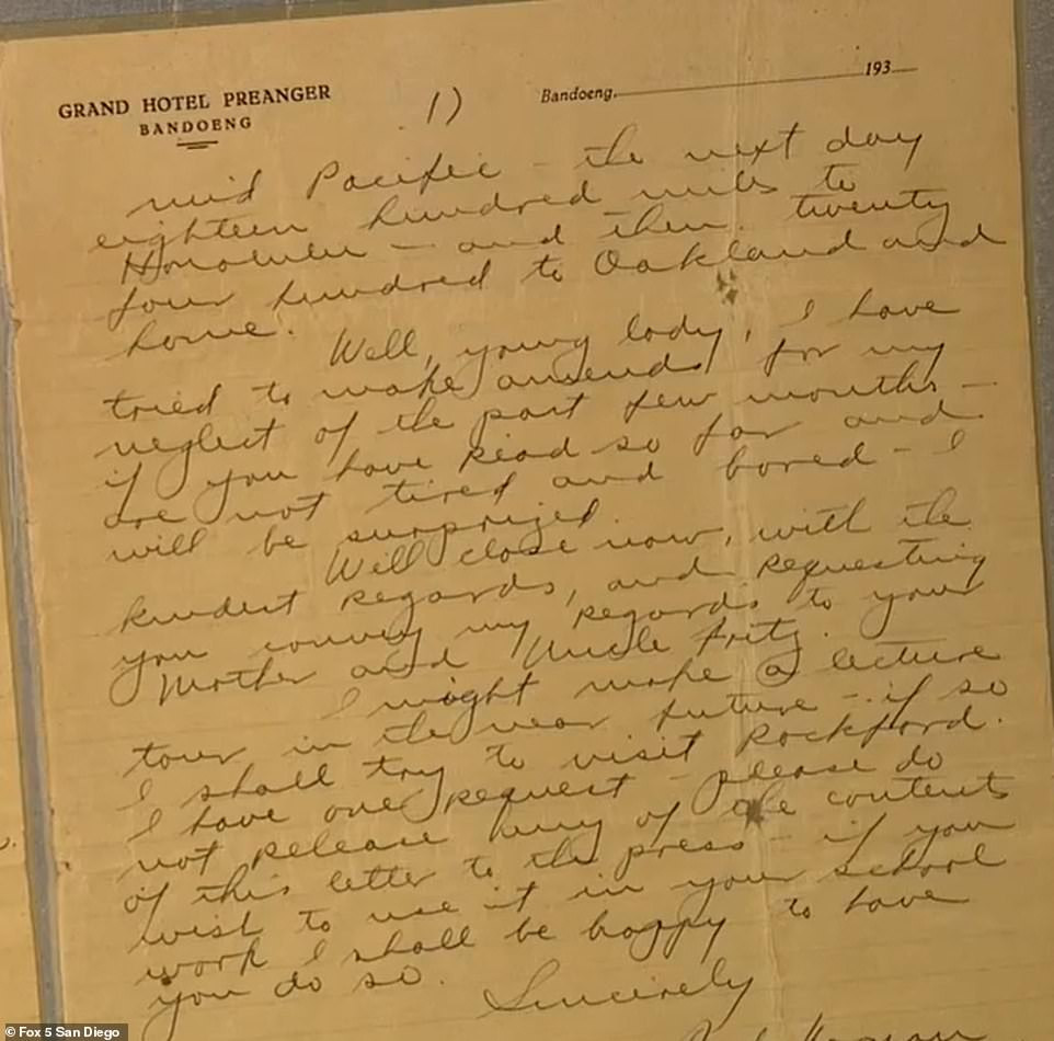 Bà Hunter tìm thấy lá thư trong ngăn bàn của người cha. Hoa tiêu Noonan là bạn thân của ông nội bà Hunter. Hai người thường xuyên trao đổi thư từ với nhau trong nhiều năm.