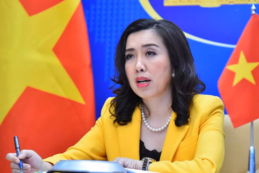 Viet Nam phan doi Trung Quoc gan the ten thuc vat o Hoang Sa