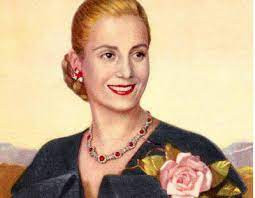 Theo đó, Tổng thống Juan Peron mời những chuyên gia hàng đầu về ướp xác giúp bảo quản thi hài người vợ quá cố.