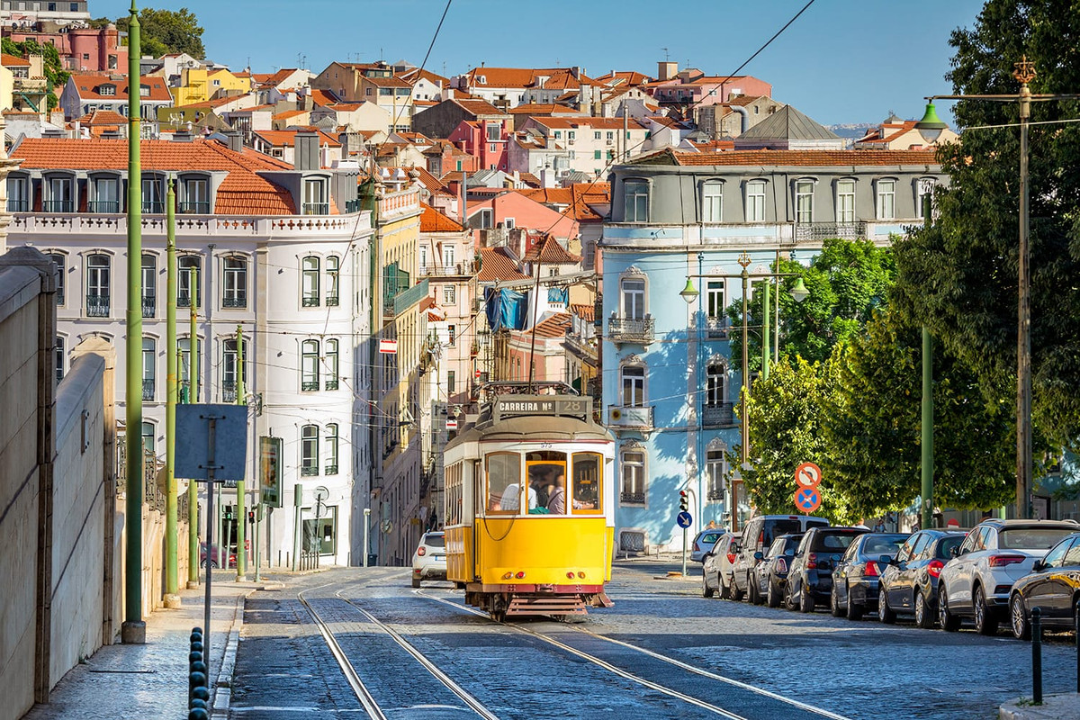 Điều này có nghĩa thành phố Lisbon là nơi có con người sống liên tục trong hơn 3.000 năm.