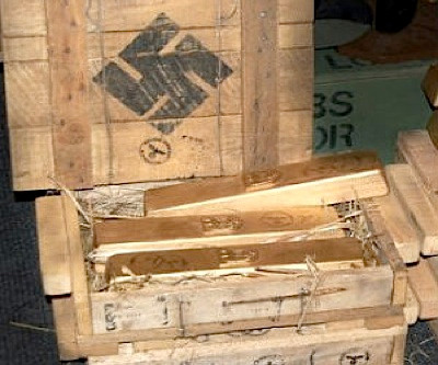 Căn cứ vào một số tài liệu tìm được, các nhà nghiên cứu cho rằng, đoàn tàu chở vàng của Đức quốc xã được chôn giấu bên trong một đường hầm dưới lòng đất bị bỏ hoang tại khu vực hẻo lánh của Ba Lan.