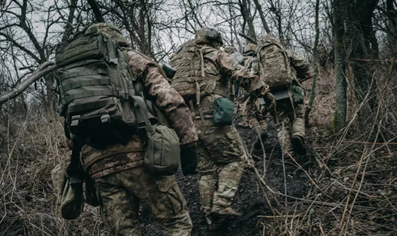 Theo hãng tin RIA Novosti, Quân đội Ukraine hiện có 15 lữ đoàn đóng tại Kursk và ít nhất 6 lữ đoàn dự bị tại Sumy. Với lực lượng đông đảo như vậy, Kursk có khả năng sẽ trở thành một chiến trường khốc liệt trong đợt tấn công sắp tới của Nga. Ảnh: Washington Post.