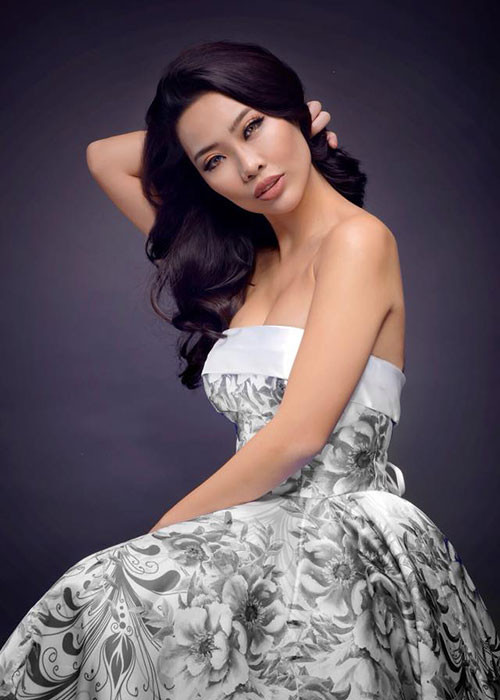 Sau khi lên tiếng trên trang cá nhân, Kiko phân trần chia sẻ được viết vào một đêm buồn, khá tâm trạng. "Nếu có trách móc thì cũng là trách dỗi hờn của con gái", cô nói.