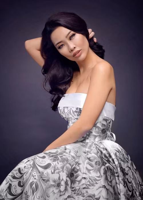 Sau khi lên tiếng trên trang cá nhân, Kiko phân trần chia sẻ được viết vào một đêm buồn, khá tâm trạng. "Nếu có trách móc thì cũng là trách dỗi hờn của con gái", cô nói.