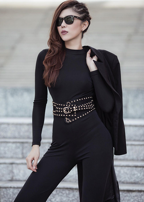 Kim Huệ hiện là gương mặt quen thuộc trong các show thời trang tại Việt Nam.