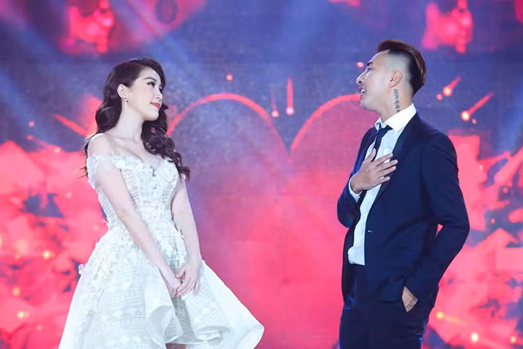 Năm 2015, Only C là nhà sản xuất âm nhạc cho các dự án âm nhạc của Isaac, Bảo Thy, Hương Tràm và Hồ Ngọc Hà.