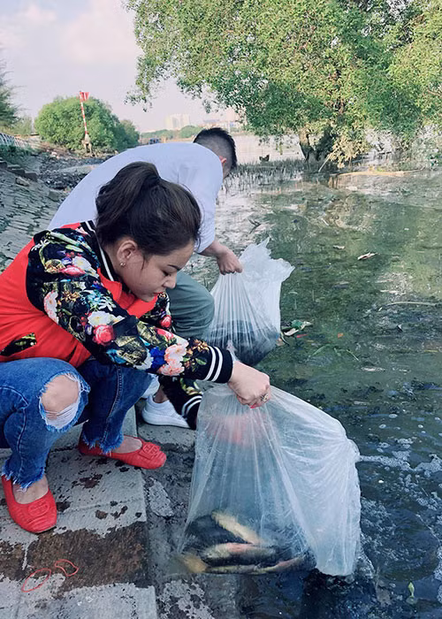 Lê Giang và Duy Phương kết hôn năm 1992 nhưng ly hôn năm 1999. Cặp đôi có hai con chung: Lê Lộc và Duy Phước.