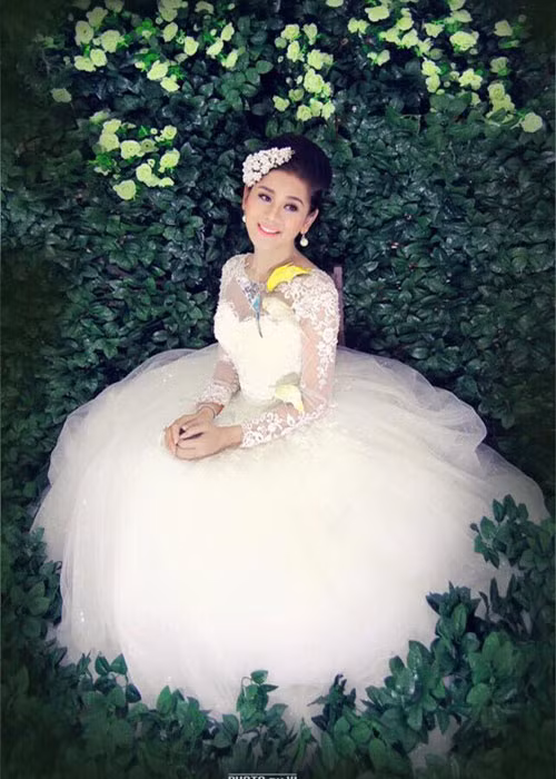 5 năm sau khi chuyển giới, Lâm Khánh Chi được khen ngày càng xinh đẹp, nữ tính. Ảnh: Người đưa tin