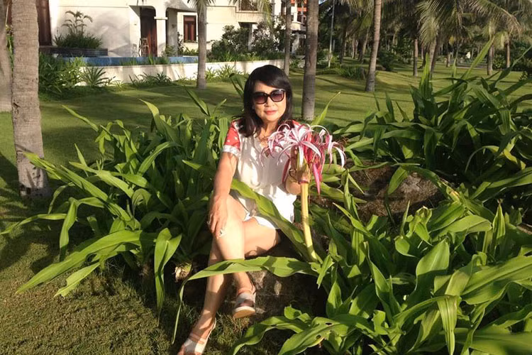 Nữ nghệ sĩ đang sống cùng mẹ. Thời gian rảnh rỗi, cô thường xuyên đi du lịch. Ảnh: FBNV