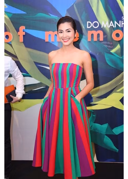 Hình ảnh Tăng Thanh Hà mặc váy cúp ngực tham gia show diễn của Đỗ Mạnh Cường sau khi lấy chồng.
