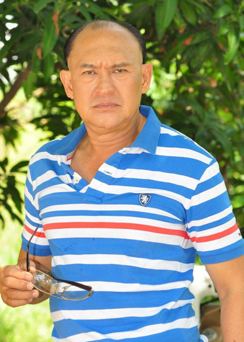 Năm 1982, Duy Phương đoạt huy chương vàng với vai diễn anh nuôi trong vở “Những đồng đội vui tính”. Ảnh: Dân Việt