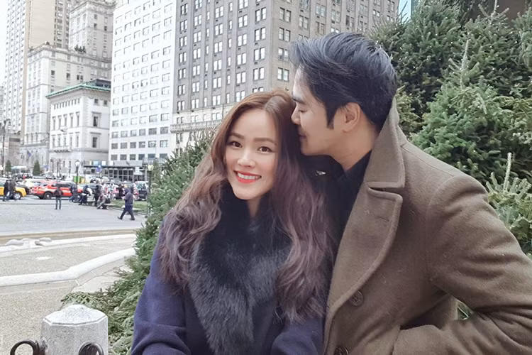 Tuyết Lan chia sẻ hình ảnh tình tứ bên bạn trai ở nước ngoài là một trong những tin tức sao Việt trong ngày 25/12.