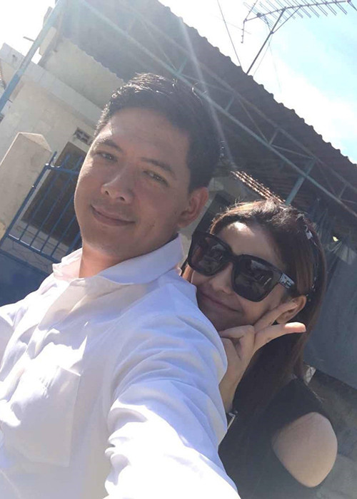 Loạt hình ảnh được cho là thân mật trên mức đồng nghiệp giữa Bình Minh và Trương Quỳnh Anh hiện vẫn gây sự chú ý. Ảnh: Zing