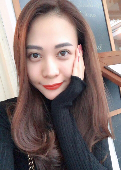 Đàm Thu Trang rạng rỡ ở đời thường là một trong những tin tức sao Việt trong ngày 16/12.