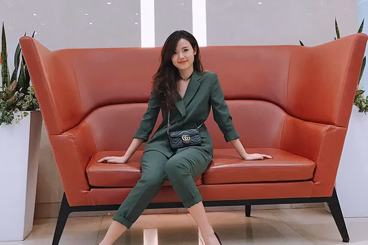 Midu chia sẻ quan điểm sống thích đi ngược với sống đông. Cô thích tự phấn đấu để có một cuộc sống hạnh phúc.