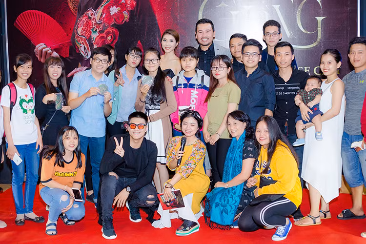 Đối với Ngọc Quyên, khi quyết định lập gia đình và sinh con, cô luôn dành hết những gì tốt đẹp cho tổ ấm của mình.