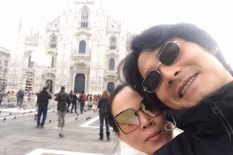 Quách Ngọc Ngoan khoe ảnh tình tứ bên bạn gái Phượng Chanel.