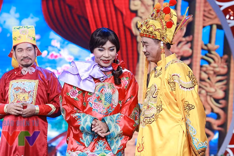 Quốc Khánh đóng Ngọc Hoàng liên tục trong 14 năm Táo quân tính đến năm 2017. Ảnh: VTV