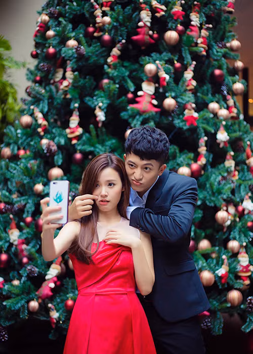Harry Lu và Midu trở nên thân thiết sau khi đóng chung phim điện ảnh “4 năm 2 chàng trai 1 tình yêu”. Ảnh: FBNV