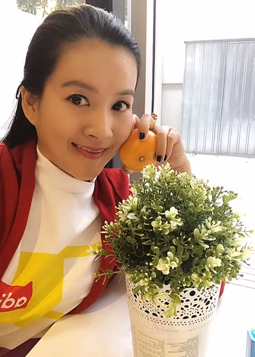 Về phía bà xã Bình Minh - doanh nhân Anh Thơ, cô đang công tác ở Australia và vẫn đều đặn cập nhật hình ảnh ở đây. Ảnh: FBNV