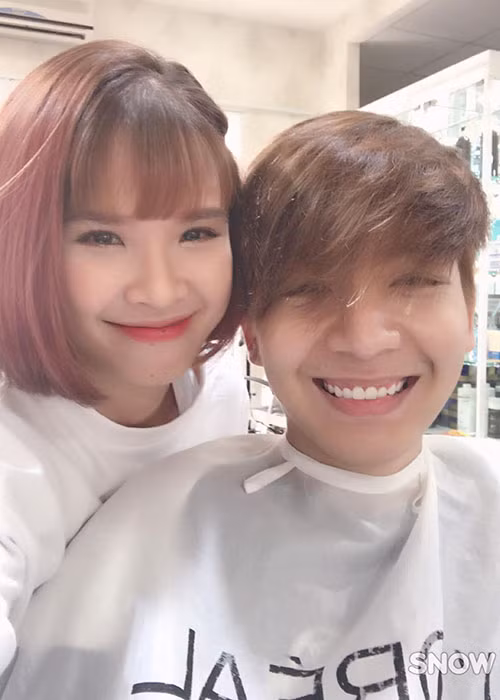 Vợ chồng sao Việt Khởi My - Kelvin Khánh cùng thay đổi kiểu tóc sau khi kết hôn.