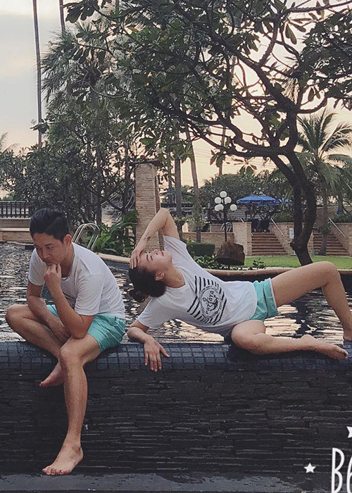 Cặp đôi sao Việt Hải Băng - Thành Đạt tạo dáng nhí nhảnh.