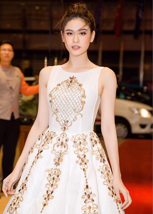 Xuất hiện tại các sự kiện giải trí, “gái một con” Trương Quỳnh Anh luôn hút mọi ánh nhìn bởi thần thái rạng rỡ.