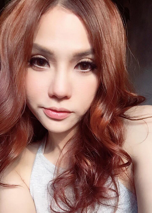 Thu Thủy tâm sự: “Hết yêu rồi đừng cố yêu làm gì/ Hết yêu rồi đành nói câu biệt ly”.