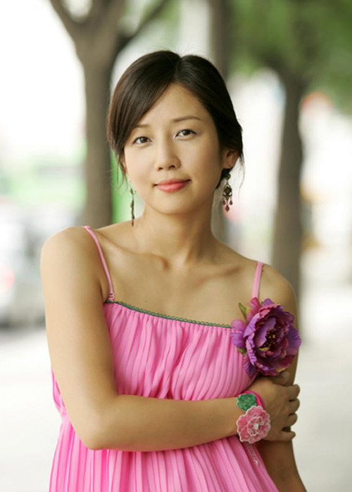 Tuy nhiên, ngày 10/2/2007, Jung Da Bin treo cổ tự sát tại nhà riêng. Sự ra đi của cô từng khiến showbiz chấn động trong thời gian dài.