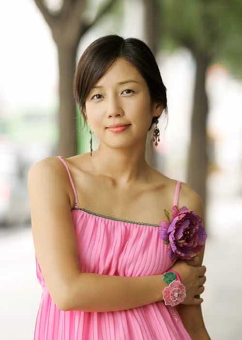 Tuy nhiên, ngày 10/2/2007, Jung Da Bin treo cổ tự sát tại nhà riêng. Sự ra đi của cô từng khiến showbiz chấn động trong thời gian dài.