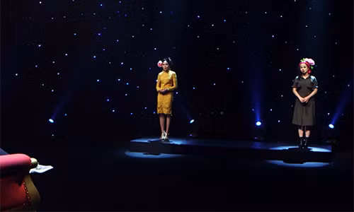 2 khách mời nữ: Vicky và Mai Thảo. Ảnh: chụp màn hình