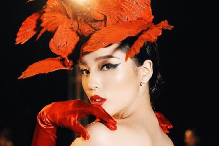 Hoa hậu Kỳ Duyên chia sẻ năm 2017 của cô kết thúc trọn vẹn với sàn catwalk.