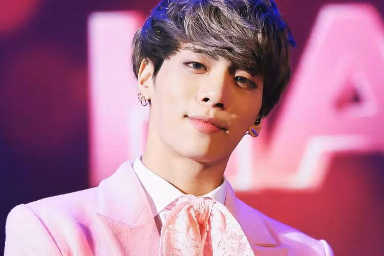 Nhiều ca sĩ nổi tiếng của Hàn Quốc như IU, EXO, Son Dam Bi, Lee Hi…cũng từng thể hiện các sáng tác của Jonghyun.