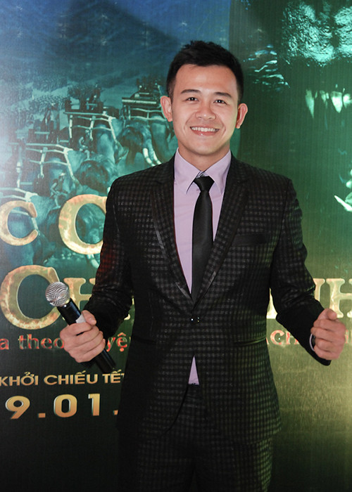 Đức Bảo được đánh giá là MC có lối dẫn chững chạc nhưng không kém phần hóm hỉnh. Ảnh: Gia đình và xã hội