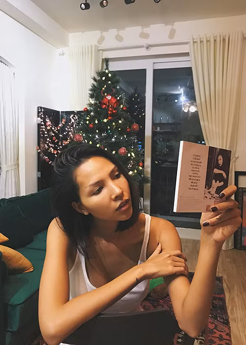 Minh Triệu tự tin khoe gương mặt mộc.