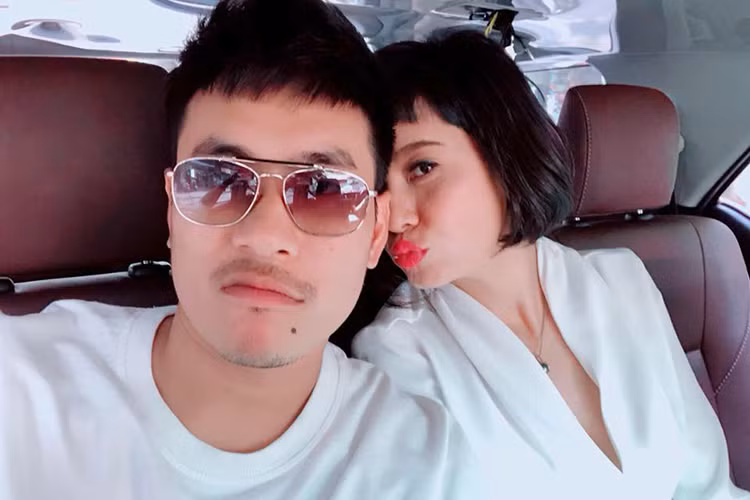 Cát Phượng khuyên fans của Kiều Minh Tuấn cẩn thận khi trang cá nhân của nam diễn viên bị hack.