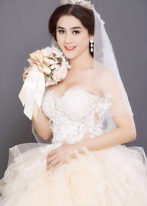 Kể từ khi chuyển giới, Lâm Khánh Chi thực hiện không ít bộ ảnh trong trang phục cô dâu. Ảnh: Một thế giới