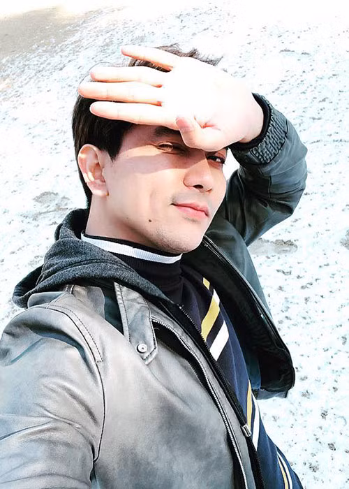 Tim cập nhật hình ảnh ở Hàn Quốc là một trong những tin tức sao Việt trong ngày 9/12.