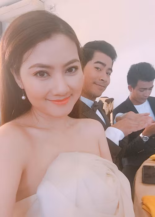 Ngọc Lan bắt đầu chiến dịch giảm cân là một trong những tin tức sao Việt trong ngày 8/12.