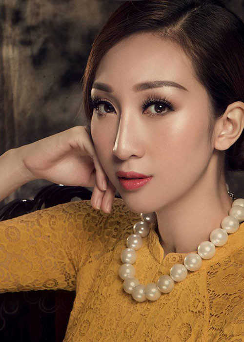 Lều Phương Anh kể năm Giáng sinh năm 2003, cả hai nảy sinh tình cảm. Sau thời gian hẹn hò tại Nhật, cả hai kết hôn.