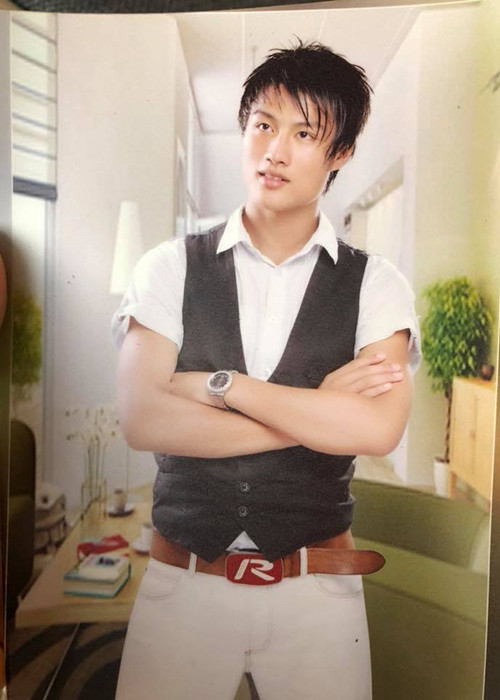 Kỳ Hân chia sẻ hình ảnh ông xã Mạc Hồng Quân được chụp vào năm 2008.