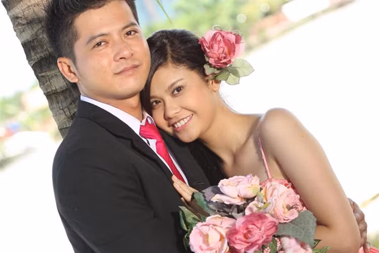 Hoàng Anh cũng là một trong những người tình màn ảnh của Trương Quỳnh Anh. Cả hai đóng vai vợ chồng trong "Cuộc chiến hoa hồng", "Giải mã tình anh". Ảnh: Vietnamnet