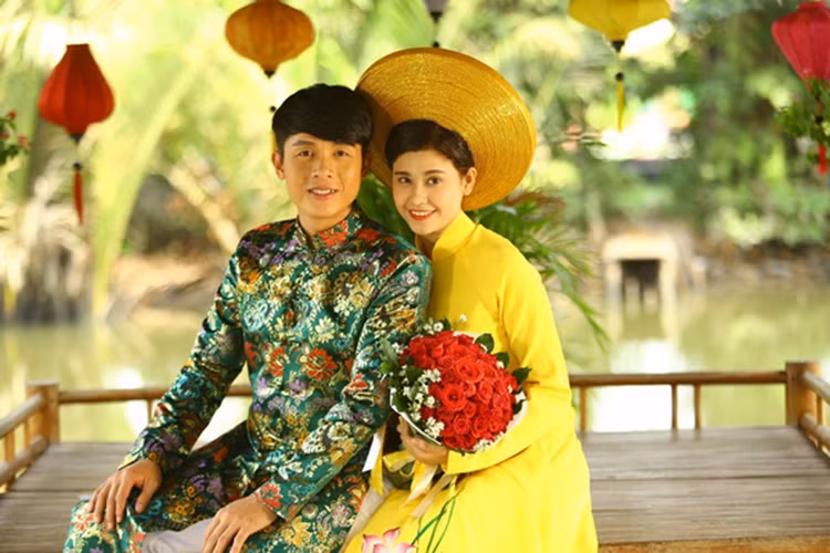 Diễn viên Hòa Hiệp cũng từng sánh đôi với Trương Quỳnh Anh trong bộ phim hài Tết năm 2016 “Cưới chồng cho vợ”. Ảnh: Vietnamnet